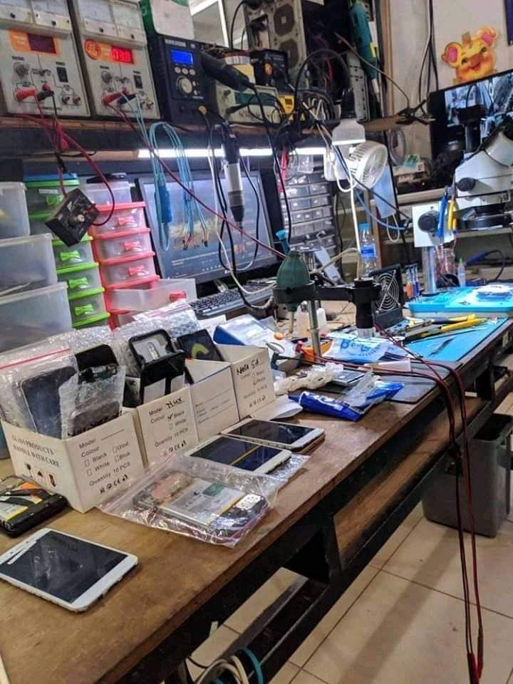 Cellphone Repair